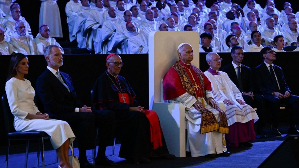 Bei der Einweihung des Christusturms der Sagrada Família