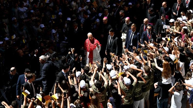 Pope Leo XIV greets the faithful at the Abbey of Our Lady of Montserrat