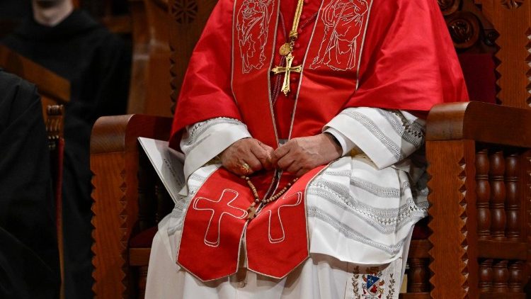 Modlitwa r&oacute;żańcowa z Papieżem w Montserrat
