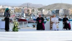  Prvo srečanje papeža Leona XIV. na Kanarskih otokih je bilo namenjeno migrantom