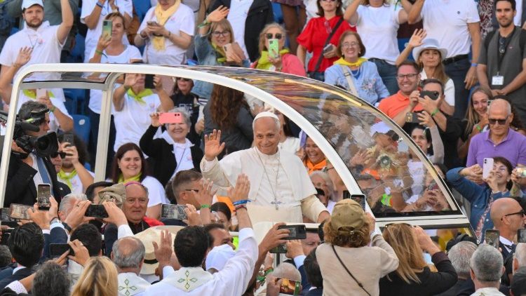 L'arrivo del Papa allo Stadio di Gran Canaria