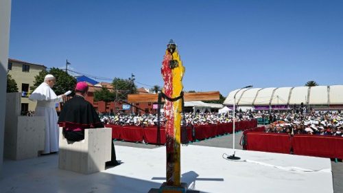 Il Papa ai trafficanti di vite umane: convertitevi! Verr&agrave; la giustizia divina