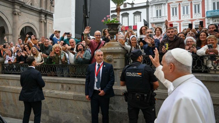 Saludo del Papa antes de dejar Gran Canaria