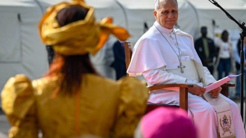 Lev XIV. k migrantům z „Las Ra&iacute;ces“: Bož&iacute; l&aacute;ska nezn&aacute; hranice