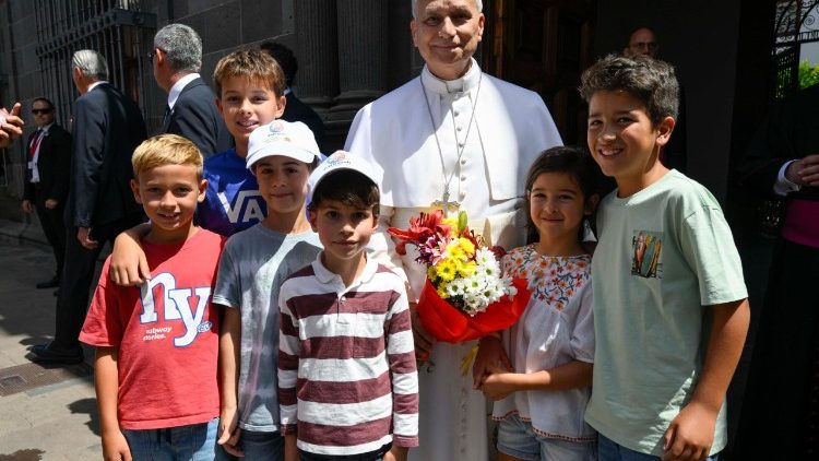 Setkání s organizacemi, které se věnují integraci migrantů při apoštolské cestě do Španělska, 12. 6. 2026