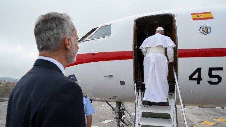2026.06.12 Viaggio Apostolico in Spagna - Partenza per Roma 