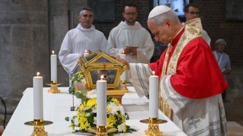 Le&oacute;n XIV en Pav&iacute;a: visita la tumba de san Agust&iacute;n y llama a una Iglesia de ‘piedras vivas’