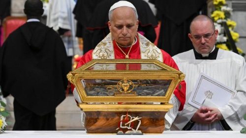  L&eacute;on XIV &agrave; Pavie: &laquo;Le centre, c’est le Christ&raquo;