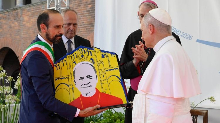 L'omaggio del sindaco Lissia a Papa Leone