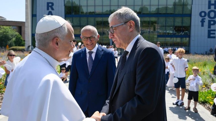 2026.06.20 Visita Pastorale a Pavia - Visita al Centro Nazionale di Adroterapia Oncologica