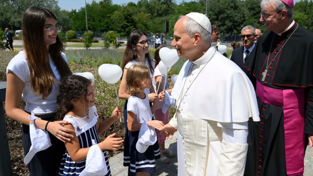 2026.06.20 Visita Pastorale a Pavia - Visita al Centro Nazionale di Adroterapia Oncologica