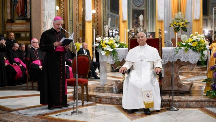 Il vescovo Malvestiti nel suo indirizzo di saluto al Papa