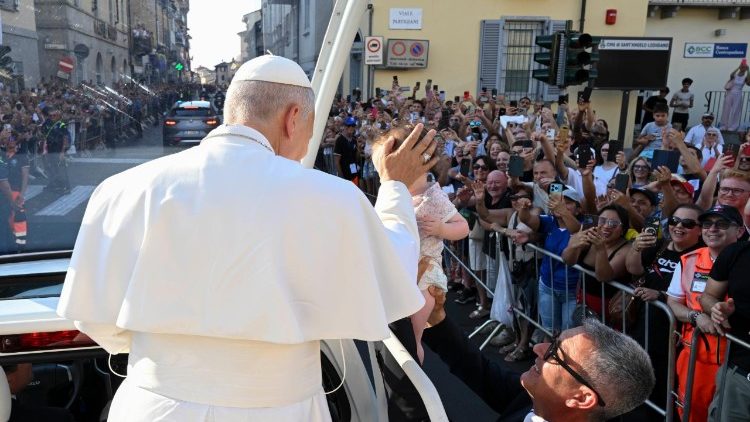 Il Papa per le strade di Sant'Angelo Lodigiano