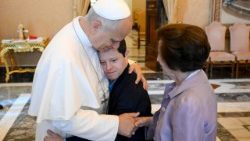 Il Papa nell'udienza ai membri della fondazione Lejeune