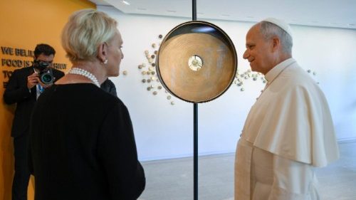 Papież apeluje o większe wsparcie dla głodujących
