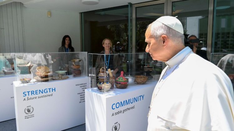 Il Papa nella sede del PAM