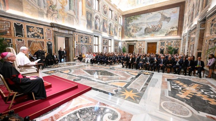 O Papa Leão XIV na audiência à Federação Italiana de Natação (Vatican Media)