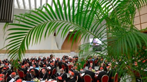 Concistoro, conclusa la prima giornata di lavori nel segno della pace
