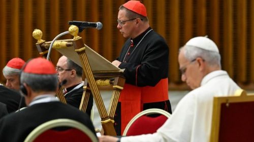 Ryś: la violenza  nome comune nel mondo di oggi, la Chiesa curi le ferite dell'uomo