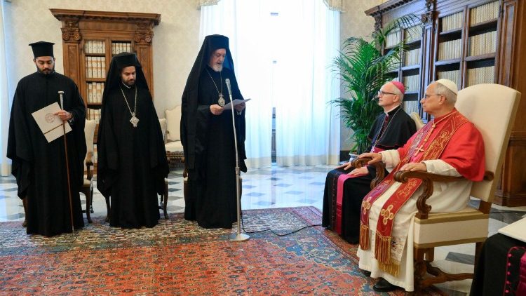 Pāvests tiekas ar Konstantinopoles patriahāta pārstāvjiem
