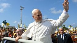 W sobotę 4 lipca Ojciec Święty odwiedził Lampedusę