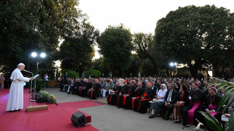 Il Papa pronuncia la sua riflessione