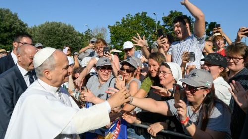 Pope in Assisi: Build a civilisation of love, not division