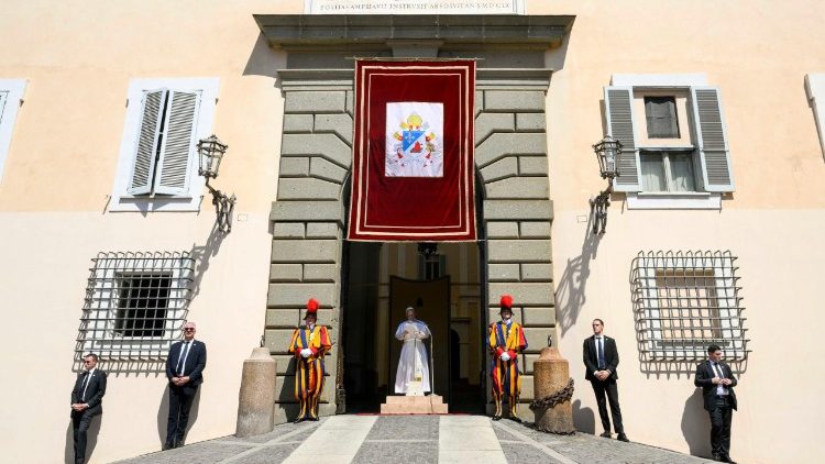 modlitba Anděl Páně 15. srpna 2026 v Castel Gandolfo