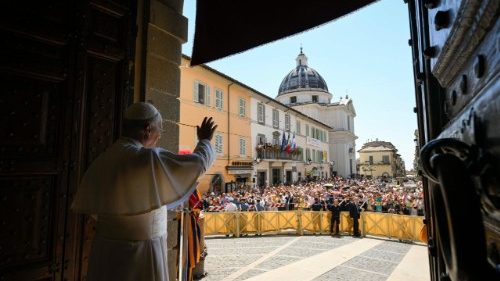 Papa: Punina života kojoj se divimo u Mariji čeka i nas na kraju vremena