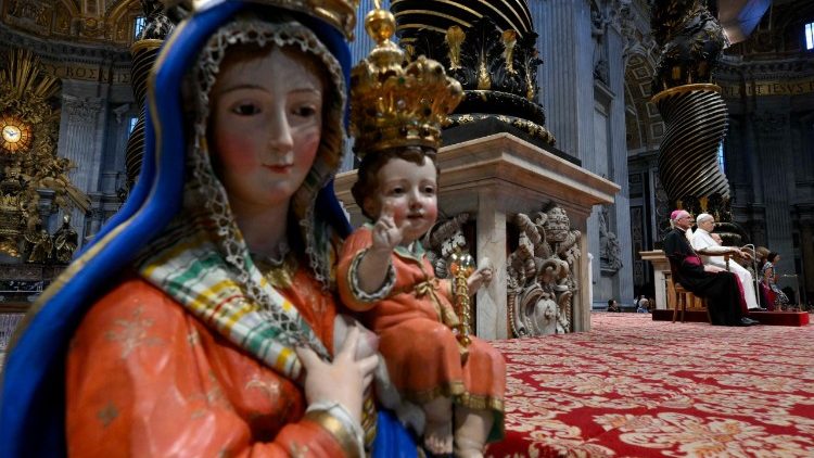 Падчас агульнай аўдыенцыі ў Базіліцы Святога Пятра