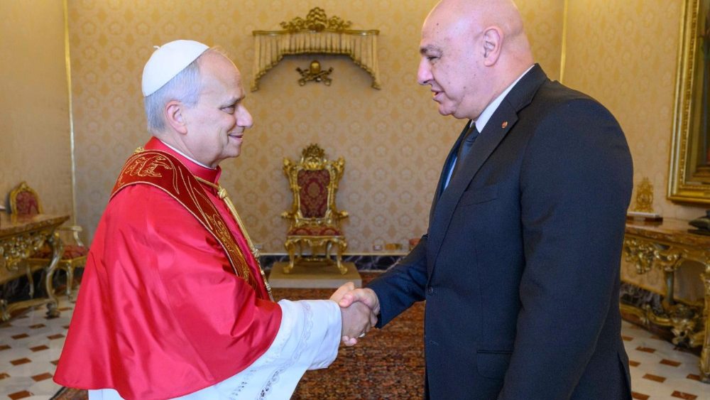 El Papa León y el presidente libanés Joseph Aoun