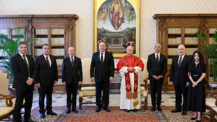 Baba Mtakatifu Leo XIV akiwa na Ujumbe wa Rais wa Lebanon