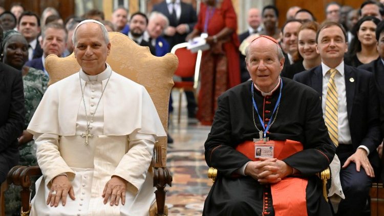 Leon XIV przestrzegł r&oacute;wnież przed technologicznym uzależnieniem uboższych państw od bogatszych
