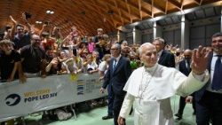 El Papa León XIV llega al Meeting por la Amistad entre los pueblos