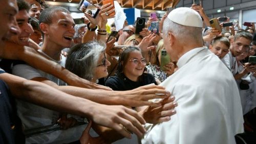 Papież do młodych w Rimini: Budujcie komunię poprzez przyjaźń