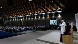 22.08.2026 Vizitë baritore e Papës në takimin për miqësinë mes popujve dhe në qytetin e Riminit