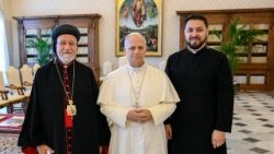La Leon al XIV-lea, mitropolitul Filüksinos Yusuf Çetin, vicar patriarhal al Bisericii siro-ortodoxe din Turcia.