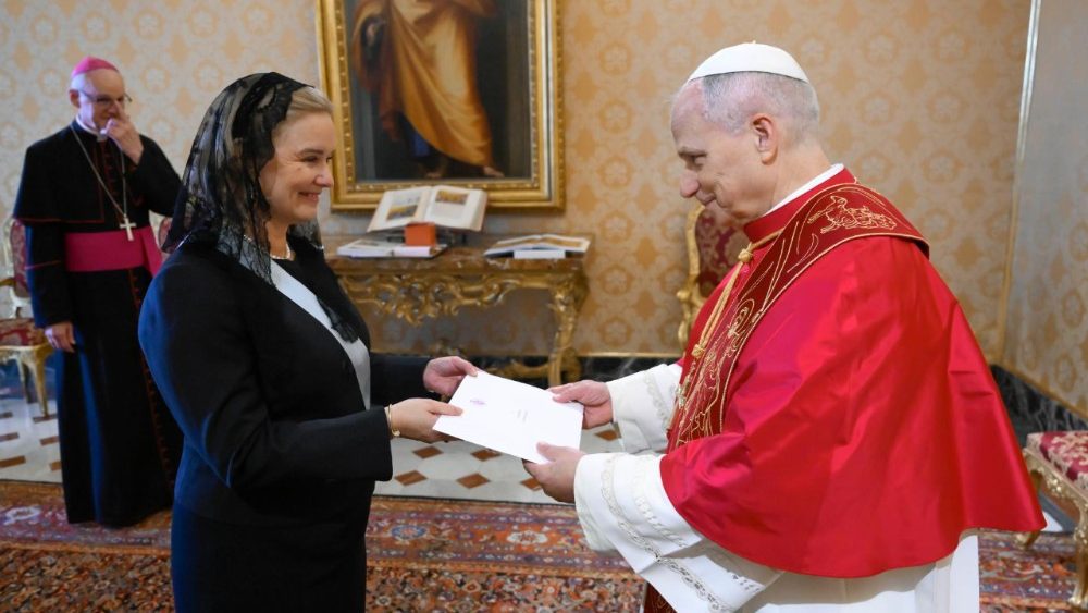 La Leon al XIV-lea, ambasadoarea Belgiei pe lângă sfântul Scaun, Caroline Vermeulen.