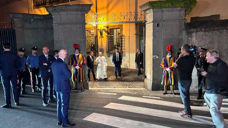 Pope Leo greets the crowds as he leaves Villa Barberini