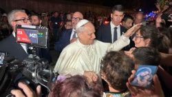 Pope Leo greets the faithful as he leaves Castel Gandolfo to return to the Vatican