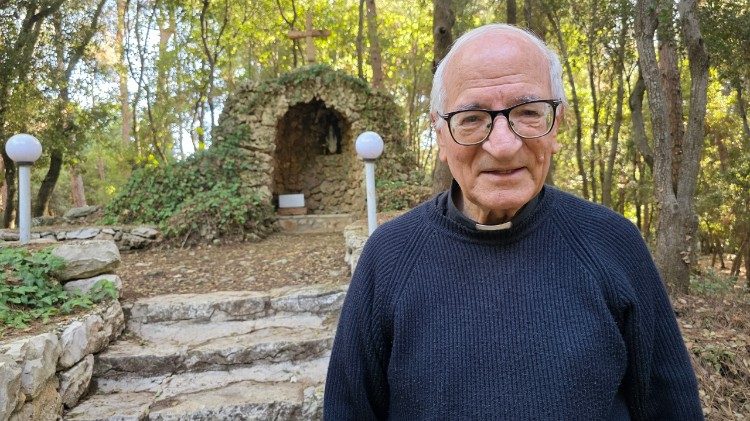 Le père Mario, salésien de Don Bosco