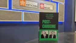 “Post-carbone”, le livre-entretien entre Gaël Giraud et Carlo Petrini (Éditions de l'Atelier).