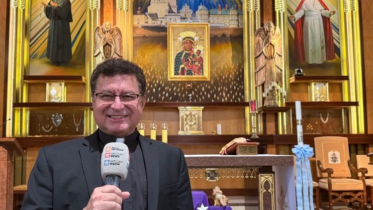 ks. Mirosław Frankowski, chrystusowiec, proboszcz w parafii Matki Bożej Jasnogórskiej w Los Angeles