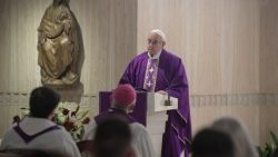 18 12 2017 messa santa marta