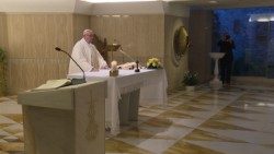 Papa celebra Messa a S. Marta