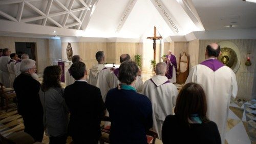 Frühmesse: „In schwierigen Momenten aufs Kreuz schauen“