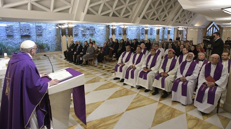 Papa celebra a missa na Casa Santa Marta
