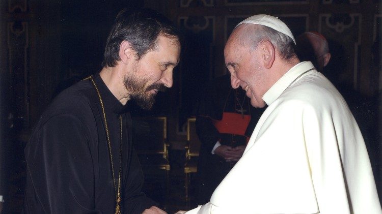 Владика Мілан Лах і Папа Франциск