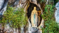 Madonna di Lourdes, grotta di Bernadette