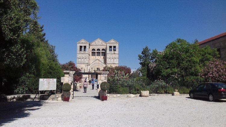 Taboro kalno Kristaus Atsimainymo šventovė